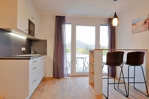 Möbliertes Business-Apartment in Zentrumsnähe in Reutlingen! – Reutlingen (Kreis) – Vorschaubild 3