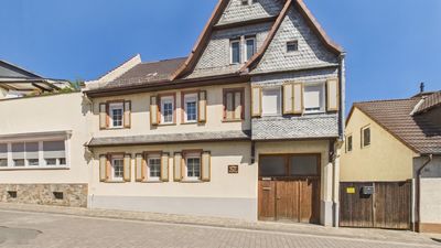 Ein Ort voller Möglichkeiten – ehemaliges Weingut mit großem Grundstück & Ausbaupotenzial
