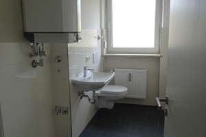 Zentrale 2-Zimmer-Wohnung Laimer Platz, ruhig, Balkon, Durchgangszimmer,  Garage – Fürstenrieder Str. 74, 80686 St. Ulrich, München – Vorschaubild 6