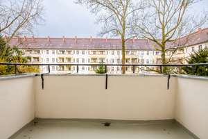 Bezugsfertig: Stilvolle 2-Zimmer-Wohnung mit Balkon I Aufzug I saniert und ruhig – Markelstrasse 38a, 12163 Steglitz, Berlin – Vorschaubild 4