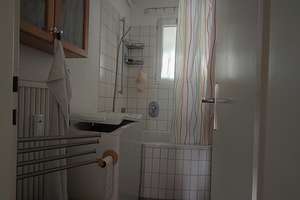 Stuttgart-West: 3-Zimmer-Wohnung mit Balkon, Loggia und Kaminofen – Traubenstraße 50, 70176 Rosenberg, Stuttgart – Vorschaubild 10