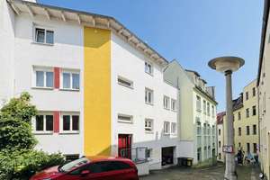 Halle-Giebichenstein: Reihenmittelhaus mit 4 Terrassen, Garten, Garage und Einbauküche – Steiler Berg 11a, 6114 Giebichenstein, Halle (Saale) – Vorschaubild 3