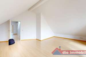 *** Ideal für Eigennutzer: Lichtdurchflutete Dachgeschosswohnung mit Tiefgarage, Fußbodenheizung und – 39114 Berliner Chaussee, Magdeburg – Vorschaubild 9