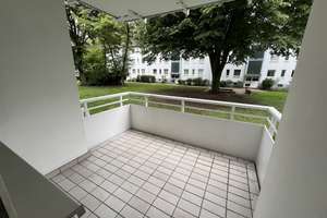 Renovierte 2 Zi.-EG Whng.  Balkon - weißes Wannenbad mit Fenster - Duisburg Rheinhausen – Franz-Schubert-Straße 4, 47226 Rheinhausen-Mitte, Duisburg – Vorschaubild 7