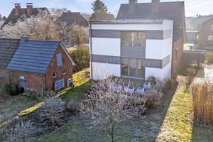 Saniertes Einfamilienhaus mit Anbau und großem Garten in Adendorf – Die vollständige Adresse der Immobilie erhältst du vom Anbieter., 21365 Adendorf – Vorschaubild 3