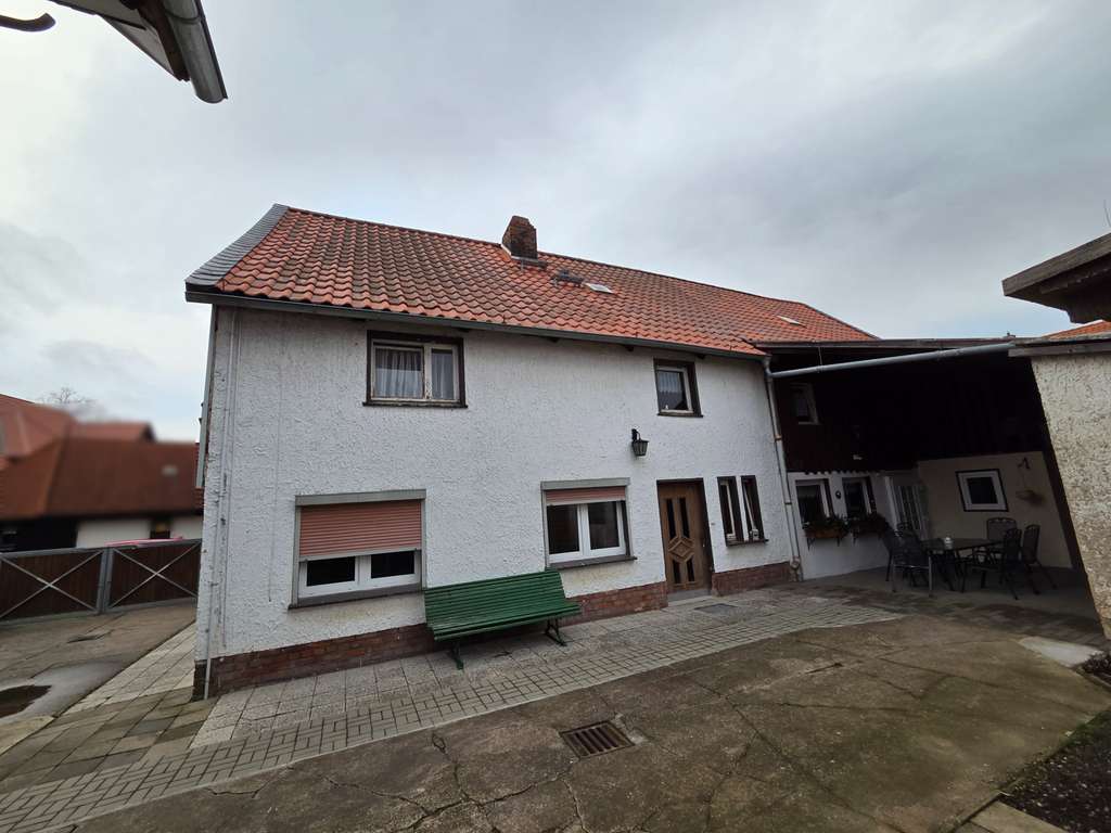 Immobilie in Ilsenburg - Wohnen & Vermieten: Ferienwohnung sofort nutzbar – OG/DG mit viel Potenzial zur Sanierung in Drübeck - Bild 3