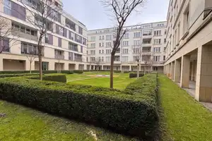 Wohnen im Botschaftsviertel: voll möblierte 2-Zi-Whg, 90 m² + große Terrasse per SOFORT zu VERKAUFEN – Berlin – Vorschaubild 15