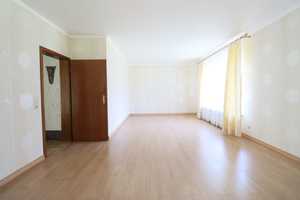 Liebevoll gepflegter Bungalow mit Wintergarten, großem Garten, Carport, Garage und Ausbaureserve – Nordfriesland (Kreis) – Vorschaubild 19