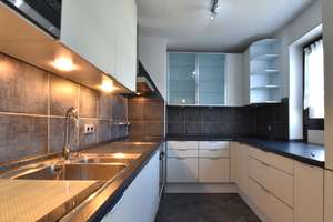 Sehr schöne, helle und freie 4-Zi-Whg mit Balkon und TG-Stellplatz, ohne Käuferprovision! – Die vollständige Adresse der Immobilie erhältst du vom Anbieter., 90471 Langwasser Nordost, Nürnberg – Vorschaubild 7