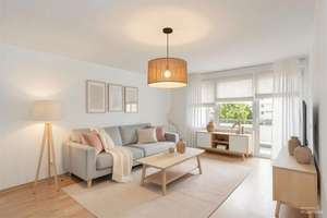 Attraktive 2-Zimmer-Wohnung mit Einbauküche, Balkon und Stellplatz