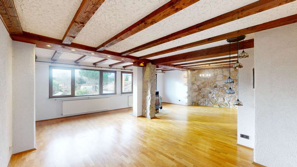 Immobilie in Neustadt an der Weinstraße - Vielseitiges Anwesen mit Vorder- & Hinterhaus – großer Garten mit Bachlauf in ruhiger Lage - Bild 4