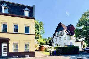 IHRE URBANE WOHLFÜHLOASE: CHARMANTES STADTHAUS MIT IDYLLISCHEM GARTEN IN KREFELD-UERDINGEN – Düsseldorfer Straße 5, 47829 Uerdingen, Krefeld – Vorschaubild 2