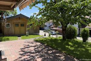 Familiengerechtes Einfamilienhaus mit Garten, Doppelgarage und Doppelcarport in sonniger Lage – Die vollständige Adresse der Immobilie erhältst du vom Anbieter., 83313 Siegsdorf – Vorschaubild 4