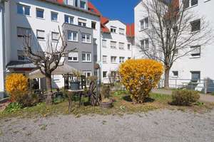 Vermieten ohne Aufwand: Pflegeapartment im Dachgeschoss mit Duschbad in Sontheim