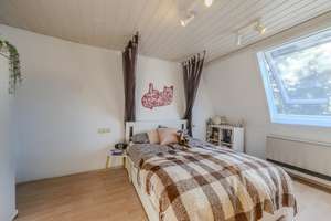 Charmante 3-Zimmer-Dachgeschosswohnung in Stuttgart-Ost – 70186 Gaisburg, Stuttgart – Vorschaubild 13