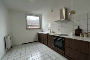 Sehr Schöne 2-Z.- DG-Wohnung mit Balkon, zentral in LEV, provisionsfrei von Privat  – 51373 Wiesdorf, Leverkusen – Vorschaubild 8