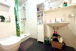 Attraktive, freie Etagenwohnung mit einer großen, ruhigen Terrasse in der Kölner-Innenstadt – Die vollständige Adresse der Immobilie erhältst du vom Anbieter., 50667 Altstadt/Süd, Köln – Vorschaubild 4