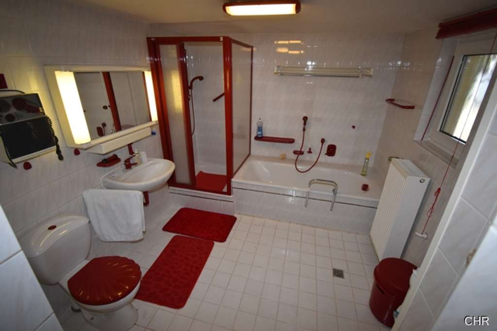 Immobilie in Ellrich - Platz für die größere Familie - überwiegend modernisiertes Ein- / Zweifamilienhaus in ruhiger Lage - Bild 3