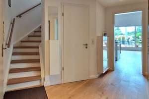 Courtagefrei: Helle und zentral gelegene DG-Maisonette-Wohnung mit Galerie und Sonnenterrasse – Die vollständige Adresse der Immobilie erhältst du vom Anbieter., 22391 Wellingsbüttel, Hamburg – Vorschaubild 18