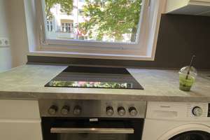 2 Zimmer - renoviert - neue Küche / Bad - Balkon - am Renée-Sintenis-Platz – Handjerystrasse 68, 12159 Friedenau, Berlin – Vorschaubild 2
