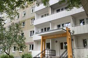 Komplett sanierte Wohnung mit Balkon, Aufzug & Top-Anbindung in Erfurt – Tungerstraße 6, 99099 Herrenberg, Erfurt – Vorschaubild 2