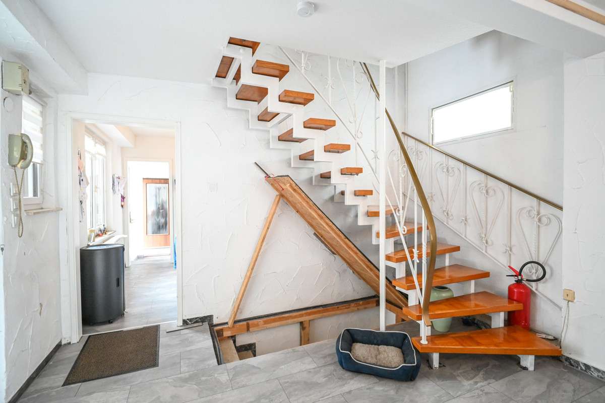 Immobilie in Großostheim - Einfamilienhaus mit Terrasse und Hofbereich in Großostheim! - Bild 15