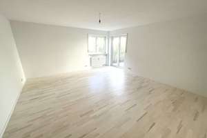 Ruhige schöne 1-Zimmer-Wohnung mit Terrasse und Einbauküche in Altperlach, nahe Pfanzeltplatz – 81737 Altperlach, München – Vorschaubild 2