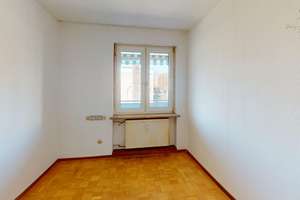 Großzügiges Wohnen im Frauenland – 5 Zimmer mit Loggia und Tiefgarage – Die vollständige Adresse der Immobilie erhältst du vom Anbieter., 97074 Frauenland, Würzburg – Vorschaubild 6