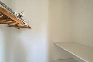 Großzügige 2,5-Zimmer Dachgeschosswohnung mit EBK – Schloßstr. 2, 45355 Borbeck-Mitte, Essen – Vorschaubild 8