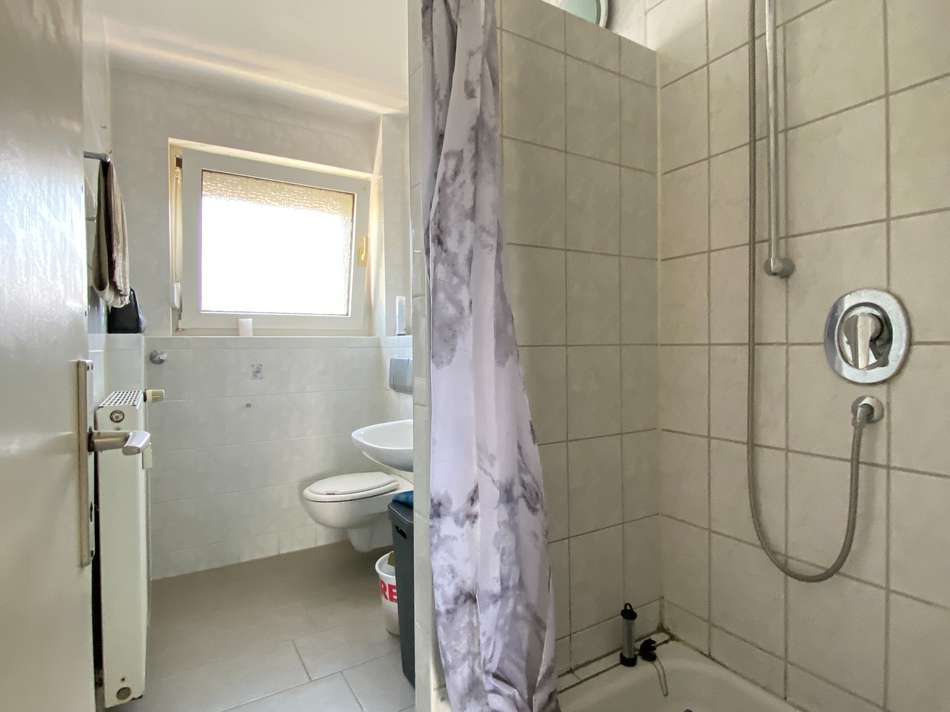 Bad mit Dusche