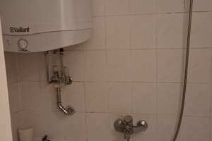 MAXVORSTADT, zentrale Lage, helles Apartment teilmöbliert zu mieten – Nymphenburgerstr 25, 80335 Marsfeld, München – Vorschaubild 8