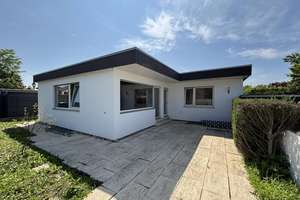 Gedämmter Bungalow mit Garten und Doppelgarage – Die vollständige Adresse der Immobilie erhältst du vom Anbieter., 71665 Vaihingen an der Enz – Vorschaubild 2