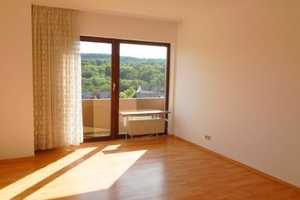 Modernized Duplex House for a big family-2 garages- 15 minutes to Hainerberg – Wiesbaden – Vorschaubild 8
