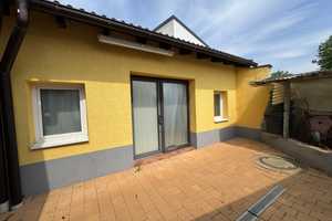 Bungalow in der Karl-Marx-Siedlung mit Kamin, Doppelgarage und Wintergarten – Worms – Vorschaubild 8