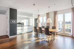 Familienpenthouse mit drei Terrassen in den begehrten Winsgärten – Die vollständige Adresse der Immobilie erhältst du vom Anbieter., 10405 Prenzlauer Berg, Berlin – Vorschaubild 11