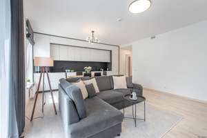Erstbezug einer modernen 3-Zimmer-Neubau-Staffelgeschoss-Wohnung in 24106 Kiel ab Ende Februar 2027 – Die vollständige Adresse der Immobilie erhältst du vom Anbieter., 24106 Wik, Kiel – Vorschaubild 1