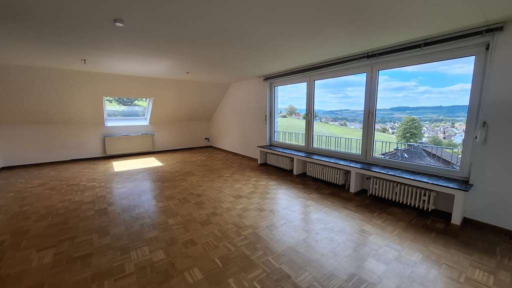 Immobilie in Bad Pyrmont - 4 Zimmer Wohnung in Bad Pyrmont  - Bild 0