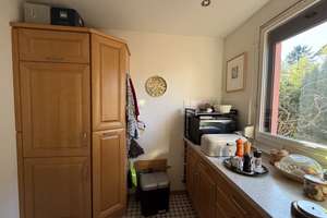 Gepflegtes Einfamilienhaus mit Wintergarten, idyllischem Garten und Garage – bezugsfrei ab 06/2026 – Die vollständige Adresse der Immobilie erhältst du vom Anbieter., 12621 Kaulsdorf, Berlin – Vorschaubild 12