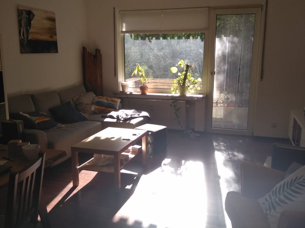 Ideale 3 Zimmer Wohnung für junge Leute mit kleiner Terrasse