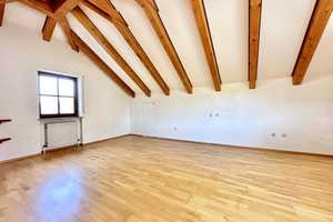 Sie lieben das Besondere? Beeindruckende Villa mit neuem Dach (Aufdachdämmung) & Hybrid-Heizung! – Bayreuth – Vorschaubild 14