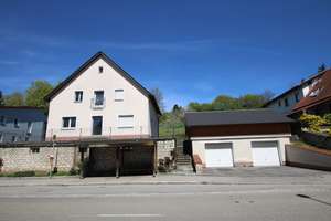 OH-155-26 Sanierungsbedürftiges Einfamilienwohnhaus in Burglengenfeld