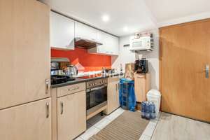 Gepflegtes, teilvermietetes MFH mit 3 Wohnungen und Ausbaureserve für eine weitere Wohnung!  – Die vollständige Adresse der Immobilie erhältst du vom Anbieter., 72768 Oferdingen, Reutlingen – Vorschaubild 9