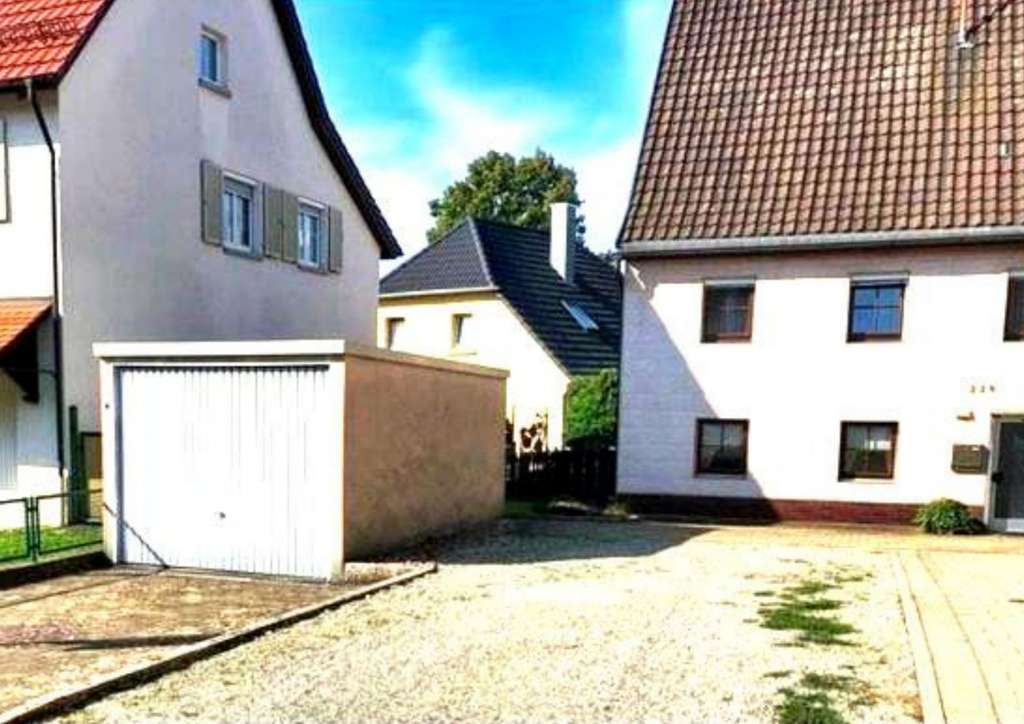 Immobilie in Spaichingen - Kapitalanlage mit Perspektive - Vermietetes Haus mit Potential ! - Bild 2