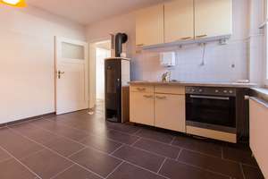 Leerstehendes Zweifamilienhaus auf 664m² Grundstück | Garage | viel Potenzial – Die vollständige Adresse der Immobilie erhältst du vom Anbieter., 30629 Misburg-Nord, Hannover – Vorschaubild 4