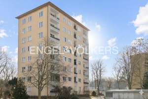 Über den Dächern von Tempelhof – Zwei Balkone, Weitblick & Abendsonne – Die vollständige Adresse der Immobilie erhältst du vom Anbieter., 12105 Mariendorf, Berlin – Vorschaubild 4