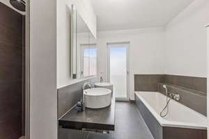 Großzügige hochwertige Wohnung in einzigartigem Denkmalensemble mit Terrasse und Stellplätzen – Die vollständige Adresse der Immobilie erhältst du vom Anbieter., 30539 Bemerode, Hannover – Vorschaubild 5