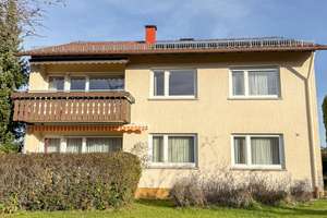 Attraktives Zweifamilienhaus mit großem Grundstück für Eigennutzer oder Kapitalanleger – Kapfenhardter Straße 15, 75331 Engelsbrand – Vorschaubild 1