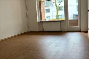 Gemütliche 2-Zimmer Erdgeschoss Wohnung mit Balkon und Gartenmitbenutzung - sofort bezugsfrei! – Märkische Straße 1, 23558 Sankt Lorenz Süd, Lübeck – Vorschaubild 7