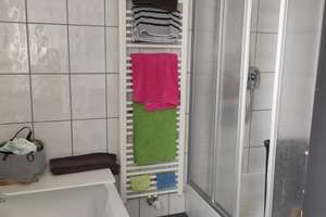 Helle 3,5-Zimmer-Wohnung, EBK, Kamin, Terrasse, Garten, Garage, Stellplatz uvm – 88483 Burgrieden – Vorschaubild 9