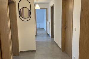 Moderne 3 Raumwohnung in einem kernsanierten Ensemble in ruhiger Lage am Marienbergpark